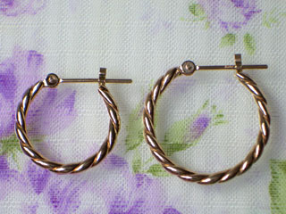 a15mm18mm̃t[vsAX̔r